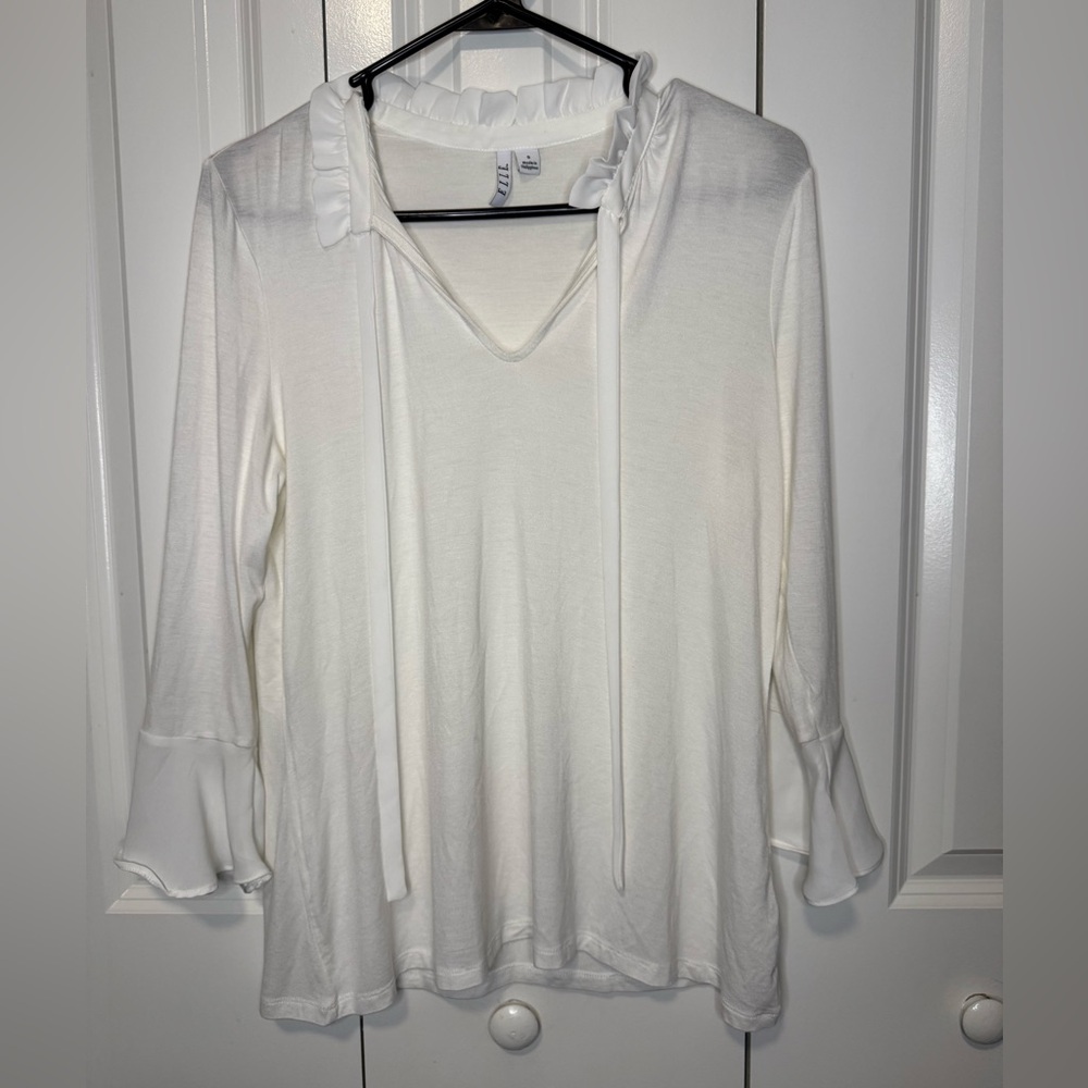 ELLE Ruffle Neck Tie Top Cream Bell Sleeve Blouse Size Small
